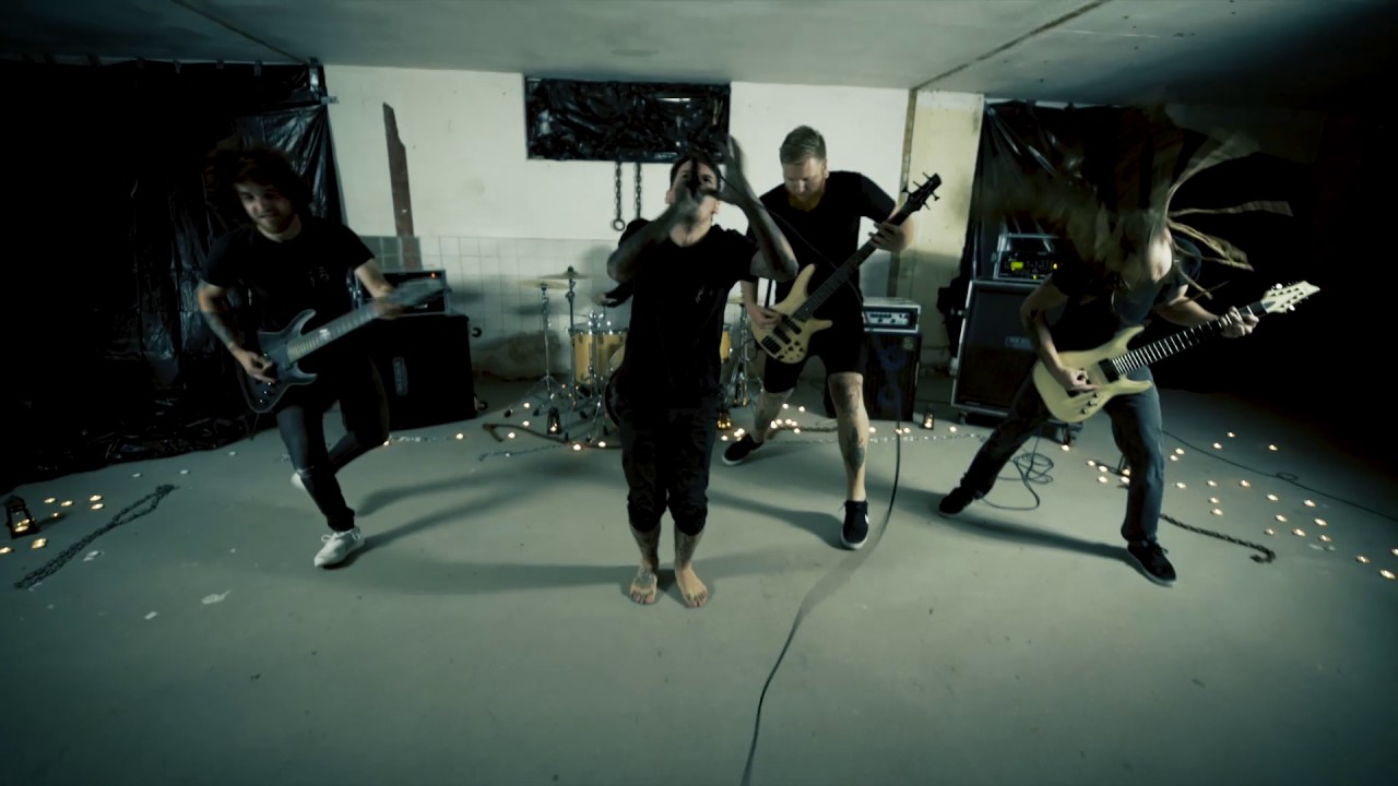 distant live in concert